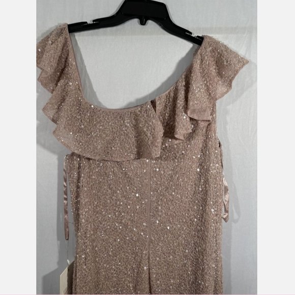 NWT $498 Mac Duggal [ 14 ] Sequined Drop Shoulder Trumpet Gown in‎ Mocha Pink - Picture 11 of 13